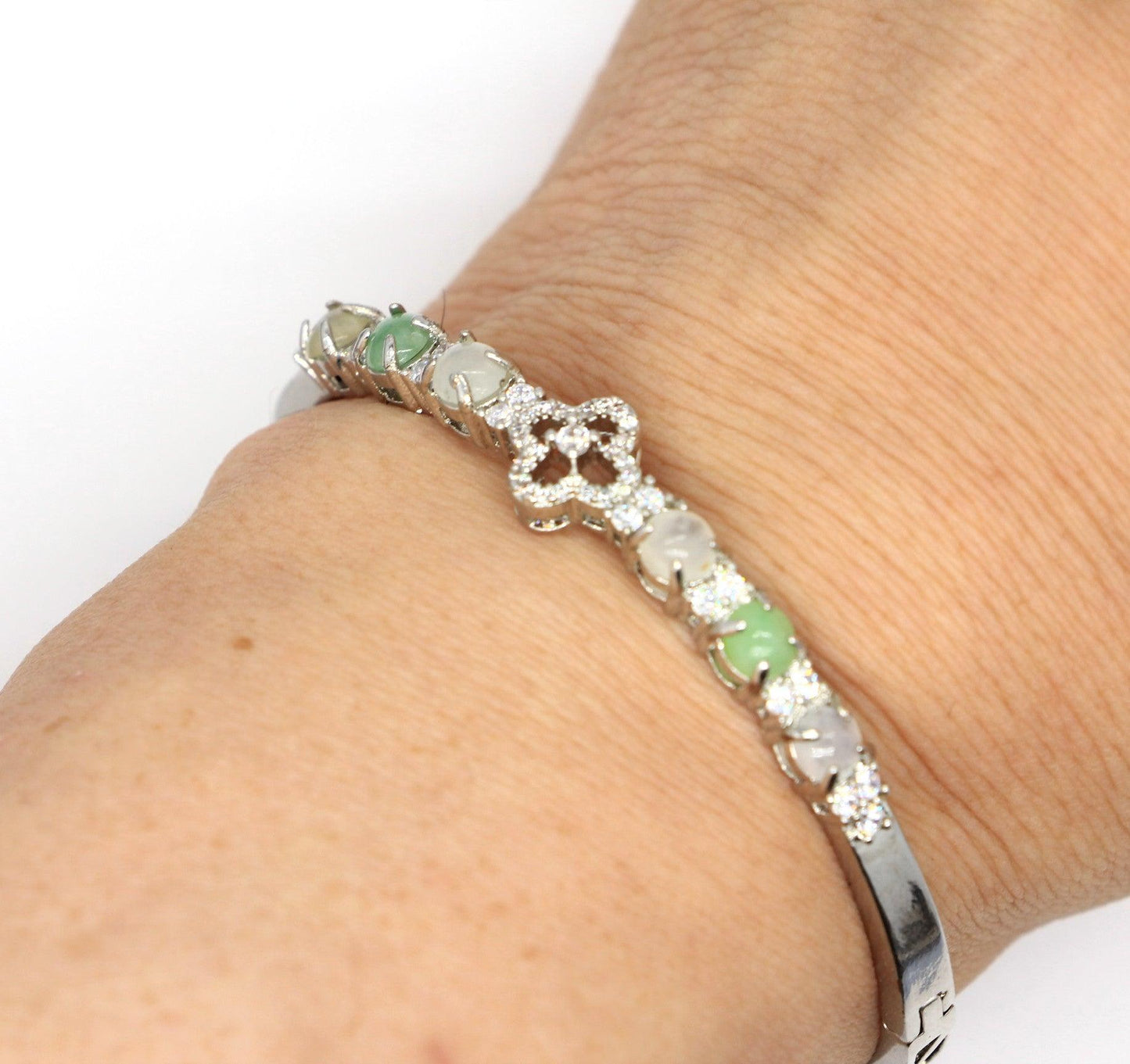 Type A Certified Jadeite Jade Metal Bangle - Jade-collector.com