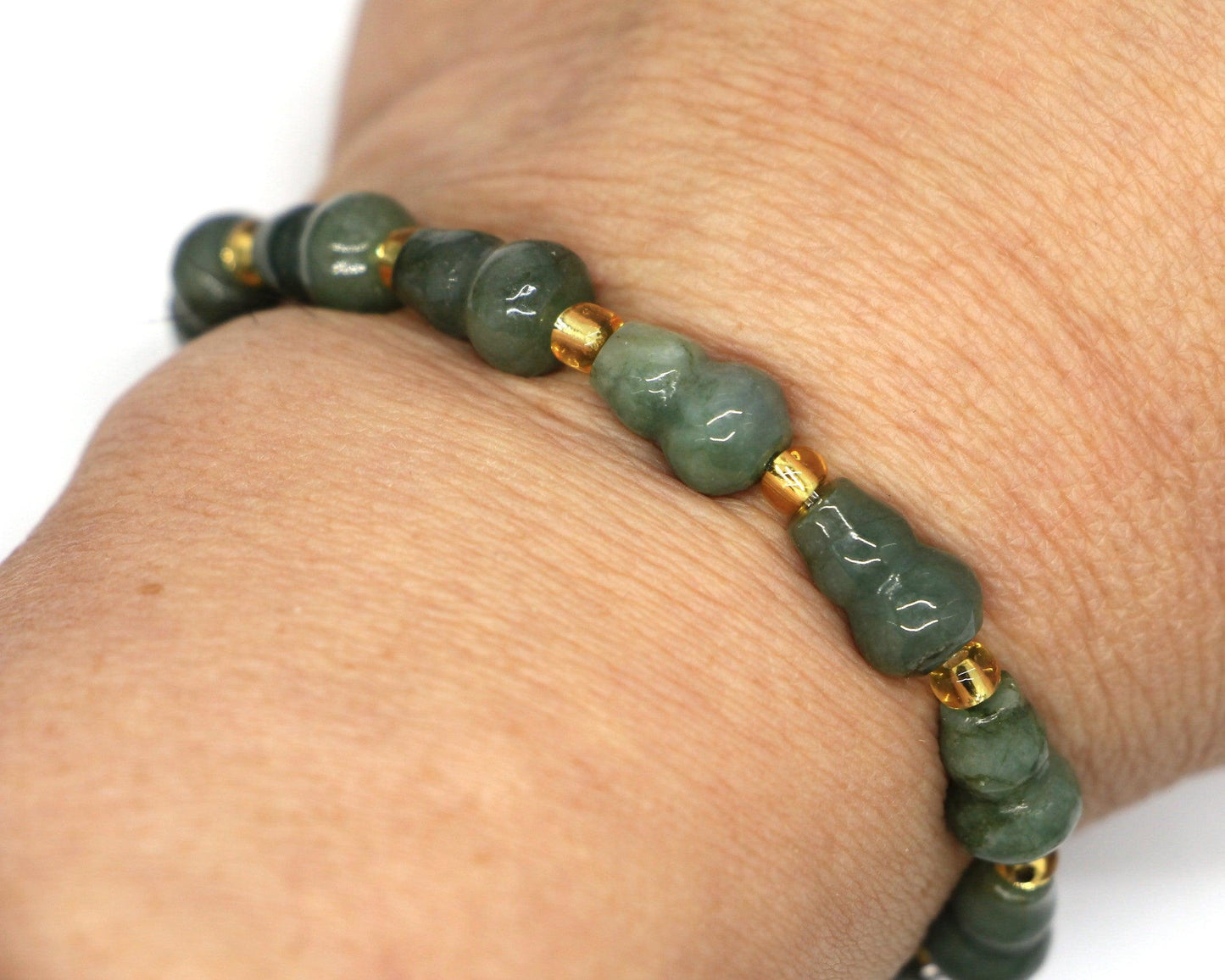 Type A Jadeite Jade Bracelet BR20016 - Jade-collector.com