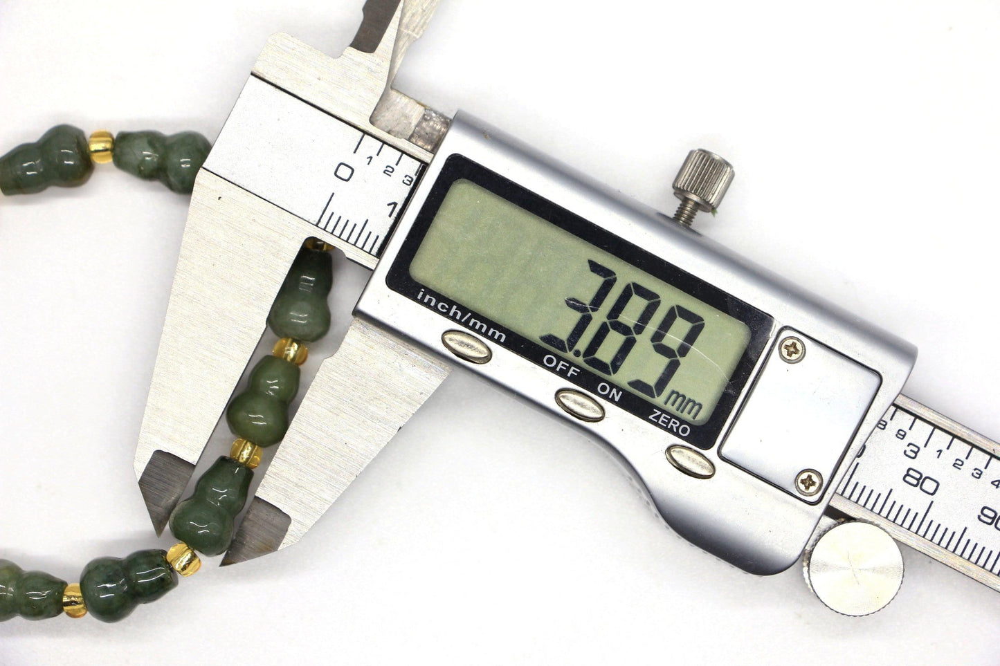 Type A Jadeite Jade Bracelet BR20016 - Jade-collector.com
