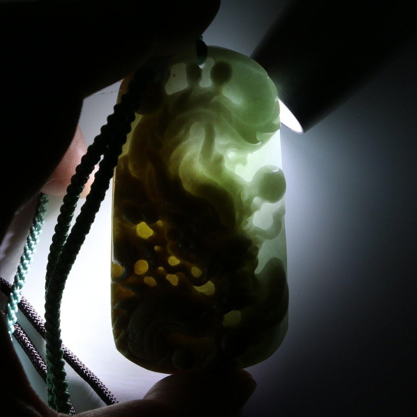 A Grade Jadeite Jade Pendants Dragon Series 天然緬甸玉A貨翡翠龍牌吊墜系列 DG0020 - Jade-collector.com