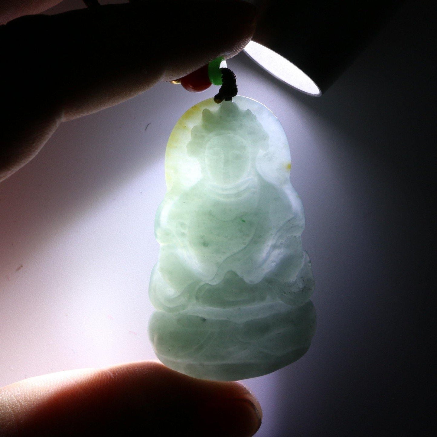 A Grade Jadeite Jade Pendants Guanyin Series 天然緬甸玉A貨翡翠觀音吊墜系列 GY0026 - Jade-collector.com
