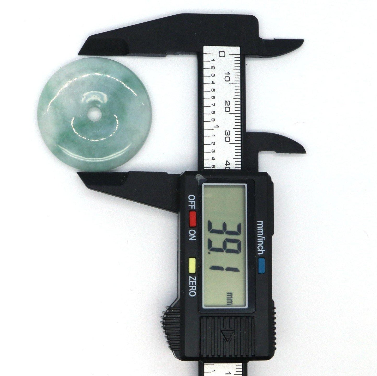 A Grade Jadeite Jade Pendants Disc Series 天然緬甸玉A貨翡翠平安扣吊墜系列 DS0019 - Jade-collector.com