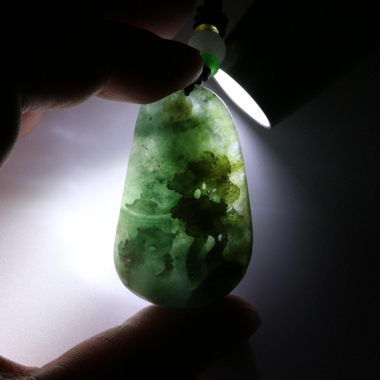 A Grade Jadeite Jade Pendants Landscape Series 天然緬甸玉A貨翡翠山水牌吊墜系列 LS0020 - Jade-collector.com