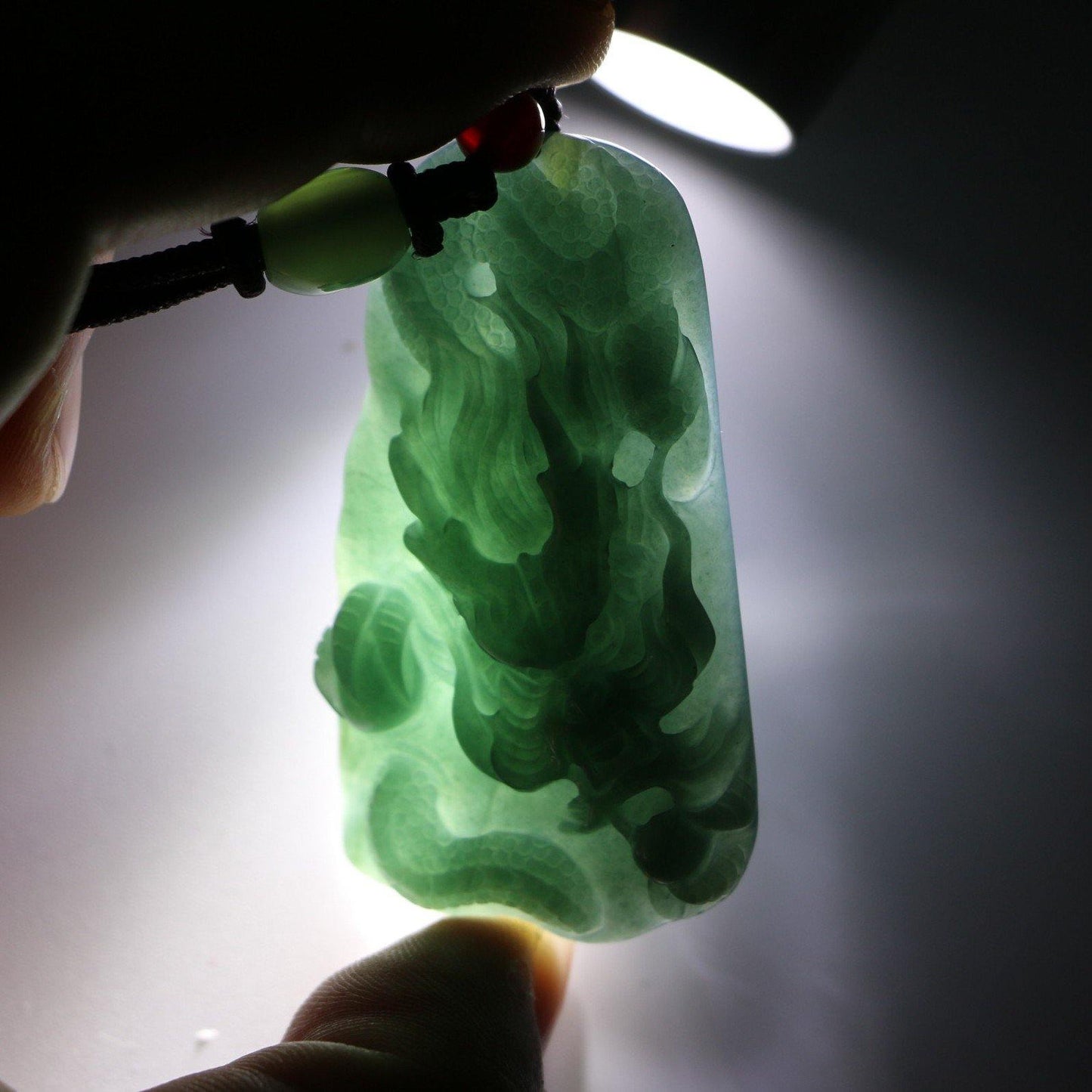 A Grade Jadeite Jade Pendants Dragon Series 天然緬甸玉A貨龍牌吊墜系列 - Jade-collector.com