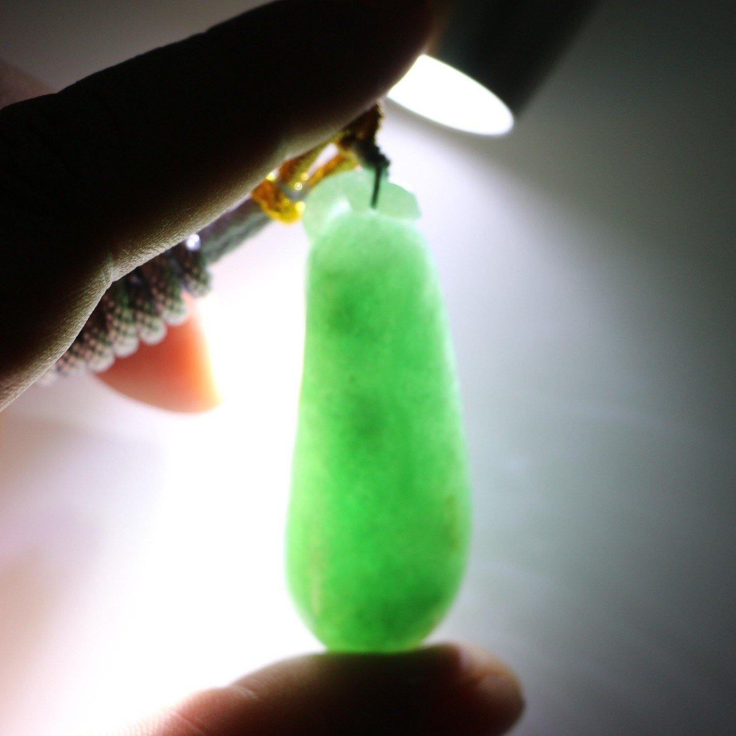 A Grade Jadeite Jade Pendants Drop Series 天然緬甸玉A貨翡翠水点系列 Do0019 - Jade-collector.com