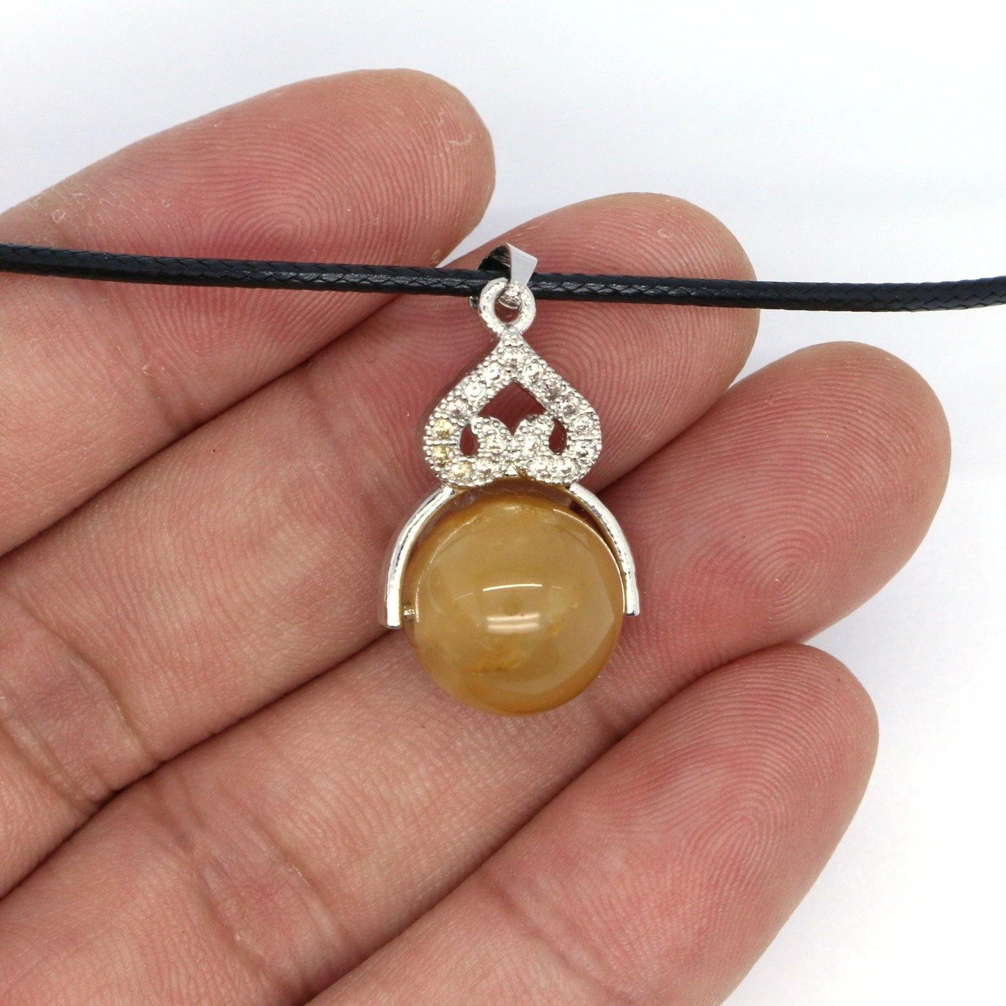 A Grade Jadeite Jade Pendants Ball Series 天然緬甸玉A貨寶珠吊墜系列 - Jade-collector.com