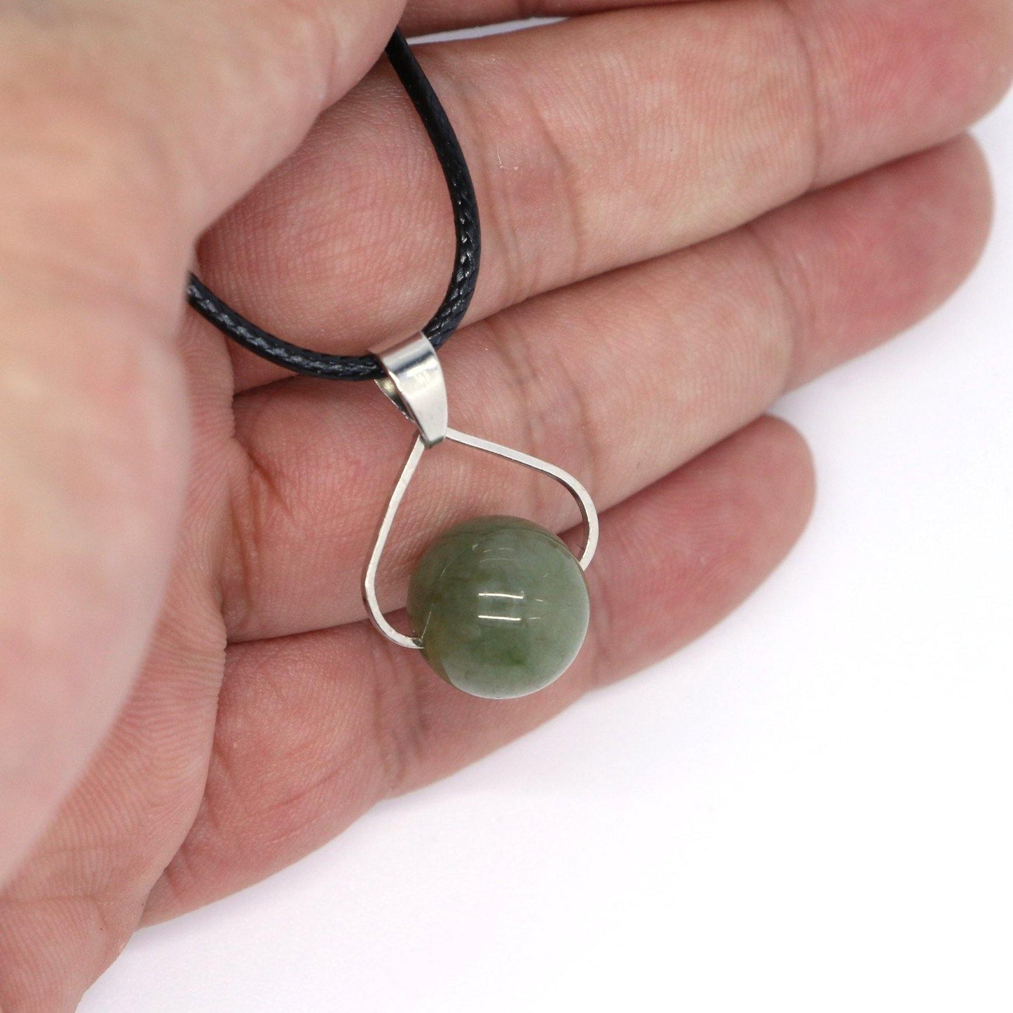 A Grade Jadeite Jade Pendants Ball Series 天然緬甸玉A貨寶珠吊墜系列 - Jade-collector.com