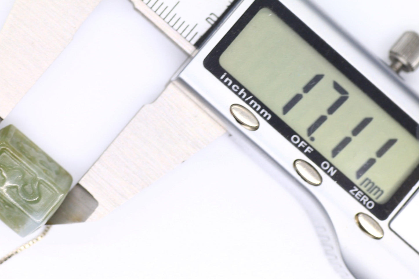 Type A Jadeite Jade Om mani padme hum Pendant Series - Jade-collector.com