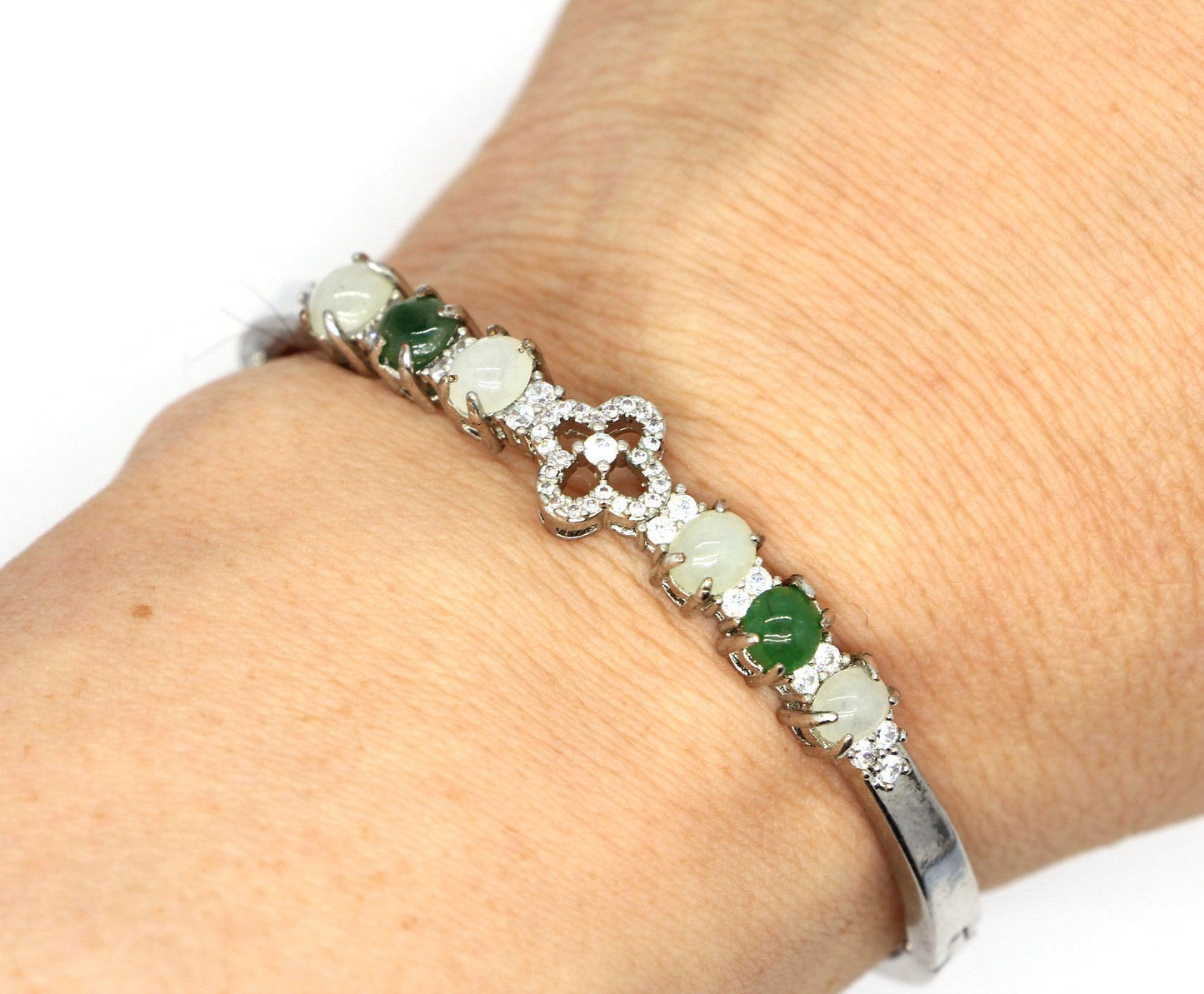 Type A Certified Jadeite Jade Metal Bangle - Jade-collector.com