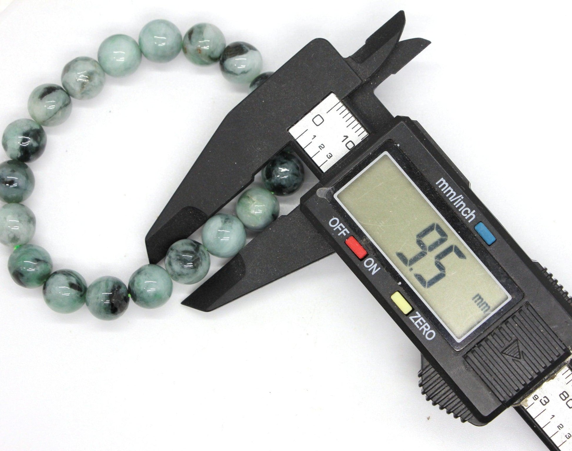 Type A Jadeite Jade Bracelet BR20033 - Jade-collector.com