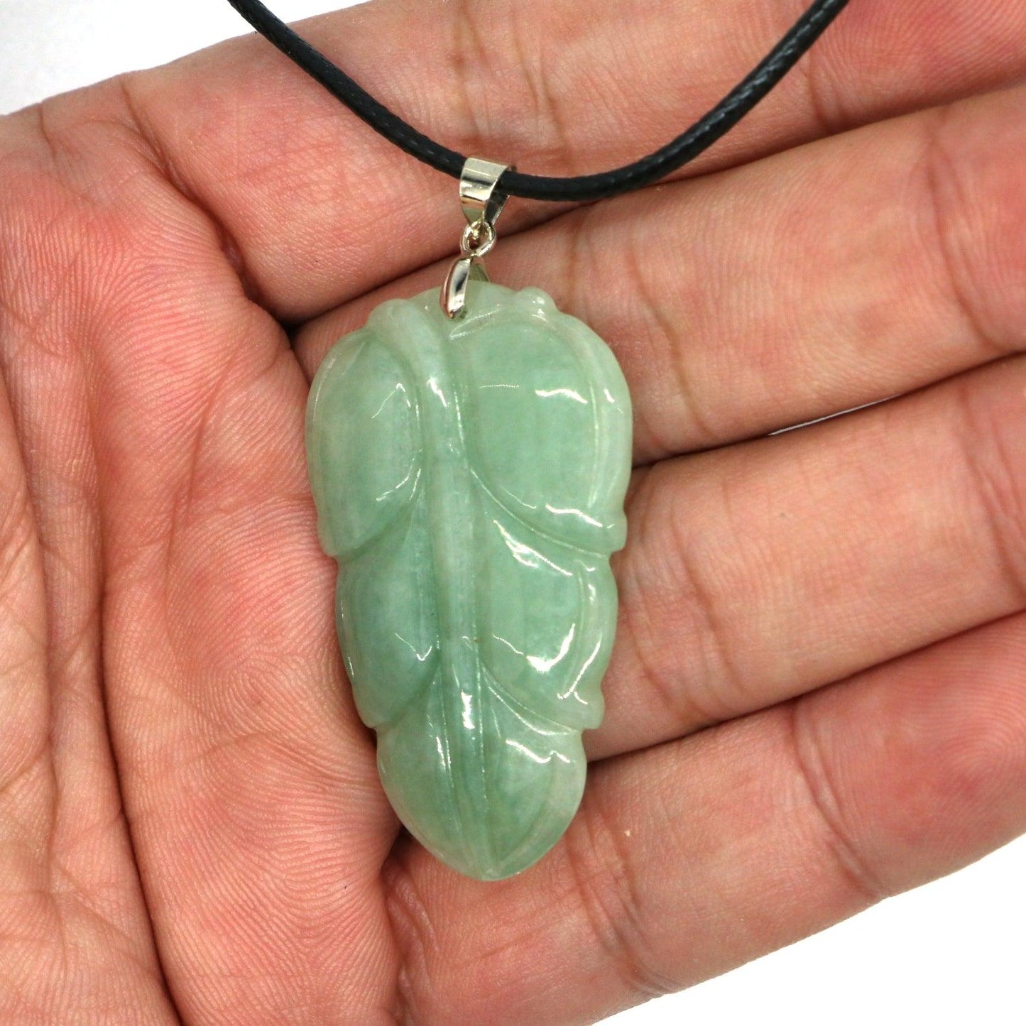 Type A Jadeite Jade Leaf Pendant Series (Fullfill USA only) B09K6CW3FN - Jade-collector.com