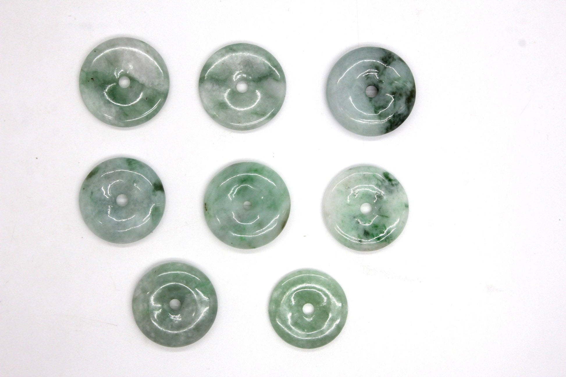 Type A Jadeite Jade Pendants Disc Series 1346 lot E - Jade-collector.com